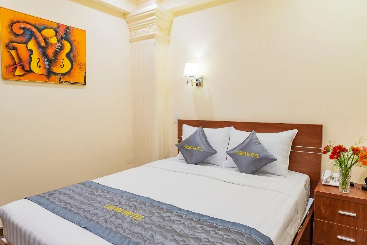 Cosmo Square Hotel Ho Chi Minh City 3*,